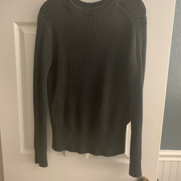 H&M cropped knit sweater - Picture 2 of 2